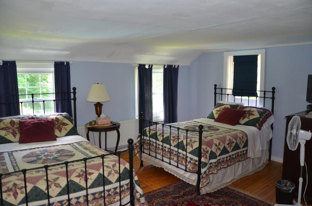 Cornwall Inn الغرفة الصورة